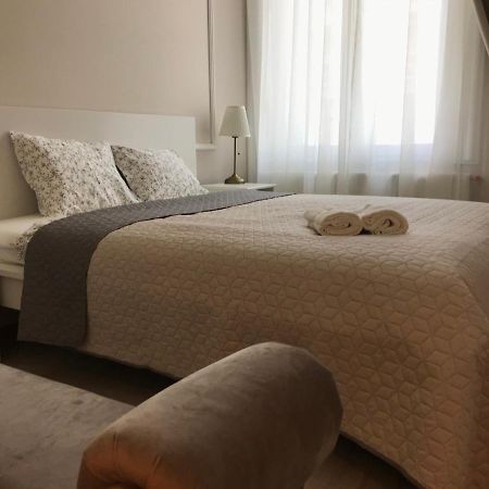 Hemnes2 Apartman Appartamento Kaposvár Esterno foto