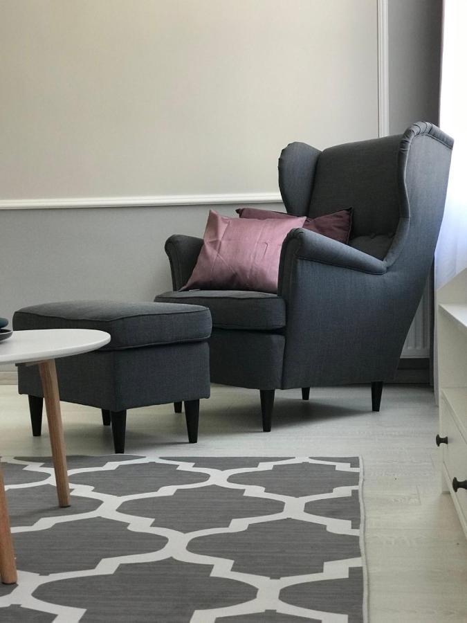 Hemnes2 Apartman Appartamento Kaposvár Esterno foto