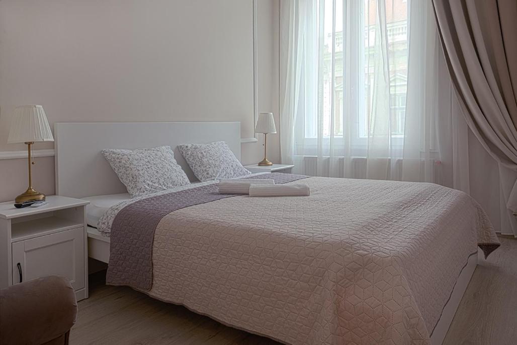 Hemnes2 Apartman Appartamento Kaposvár Esterno foto