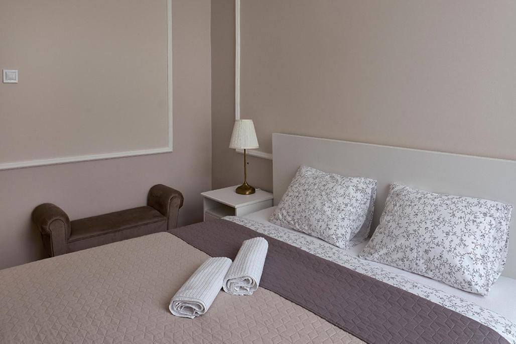 Hemnes2 Apartman Appartamento Kaposvár Esterno foto